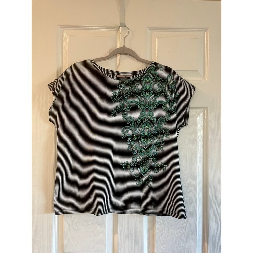 Chico’s size 1 (8-10) Zenergy Striped Paisley Top